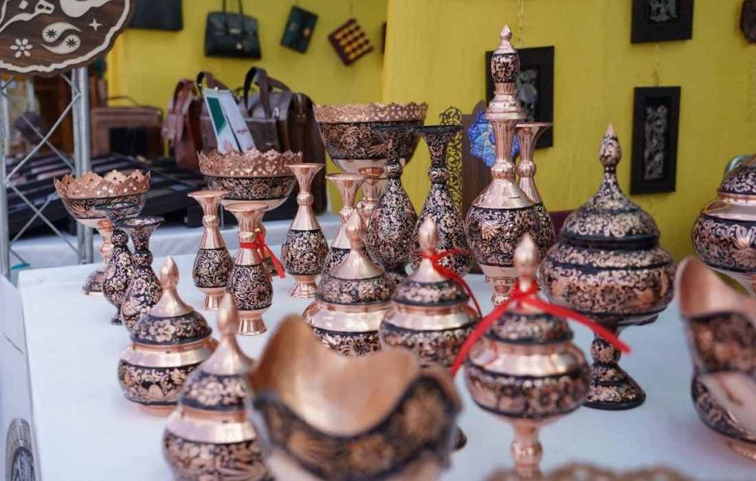 آذربایجان‌غربی قطب صادرات صنایع‌دستی ایران شد